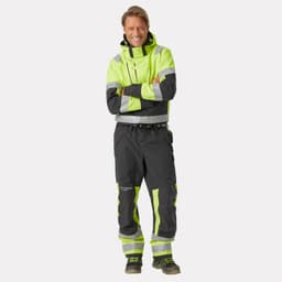 Alna 2.0 Shell Suit 3